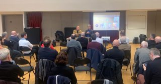 🎸 Assemblée Générale de l’AFEEV, 25 janvier 2025, @conservatoire.claudedebussy. Avec @oliviercalmel, Patrick Péronnet, @maxineaulio, Jérôme Hilaire, Philippe Ferro, Gildas Harnois, Sébastien Billard, Jean-Pierre Pommier, Vincent Renaud, @alexandrekosmicki, @julienvoisin83, @bastien_stil, Guillaume Cosset, Graziane Finzi, la @cmf_musique, CMF Hauts-de-France, Olivier Petit, Richard Rimber, @florentdidier_conductor, @drapeaumartial, @luc.fourneau, @orchestredharmoniedesaintomer, @maxime_mrr @ohjs_orchestre, Hervé Winckels, Camille Durand-Mabire (commande AFEEV 2024 créée ce même jour par @musique_de_lartillerie et @musique_tdm), Guy Coutanson, Gérard Hilpipre, Sylvain Marchal,…🌷